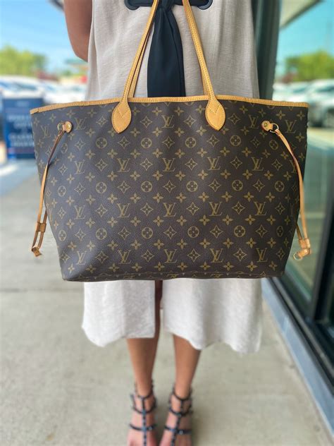 schwarze louis vuitton|Louis Vuitton neverfull.